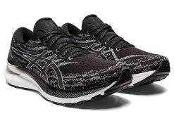 Asics Men's Gel-Kayano 29 WIDE (002 - Black/White) -Swiftwick Shop 1011B440 002 SB FR GLB 1024x768